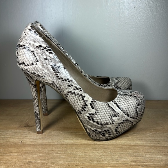 Steve Madden Nala Snake Print Pumps Women’s Size 7.5 - Picture 1 of 13